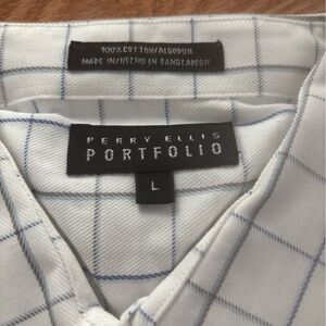 **NEW**Perry Ellis - White and Blue Checkered Shirt
